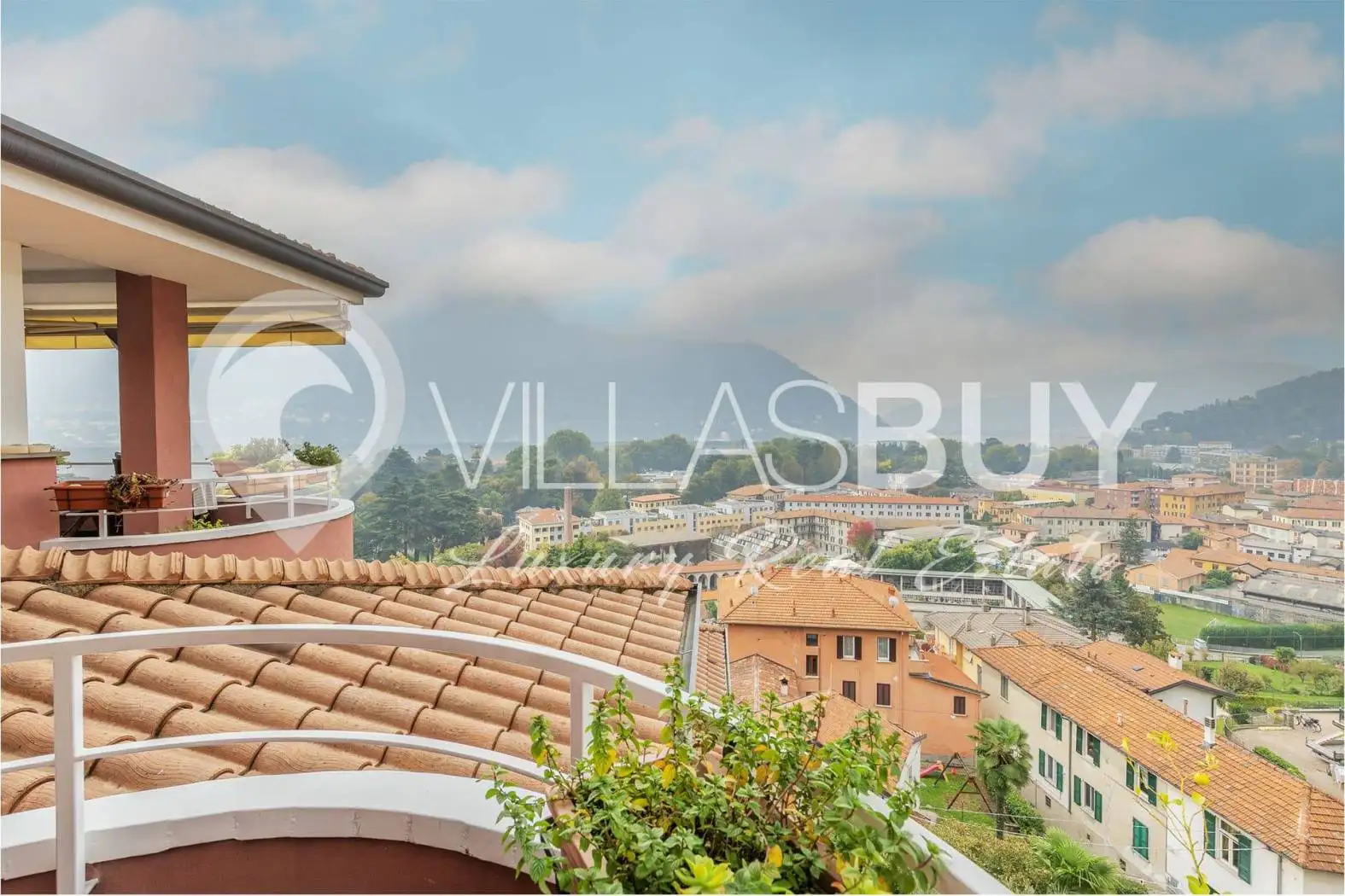 Appartamento in vendita a Cernobbio