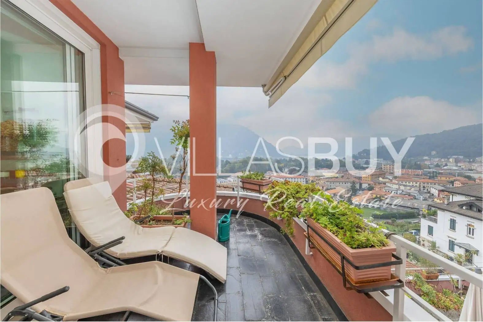 Trilocale ottimo stato, su più livelli, Cernobbio - foto 3