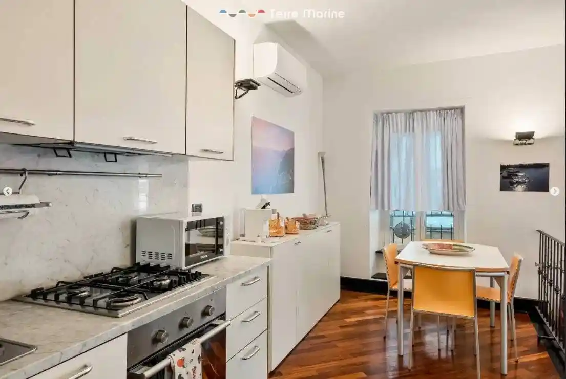 Bilocale via Magenta 7, Centro Storico, La Spezia - foto 3