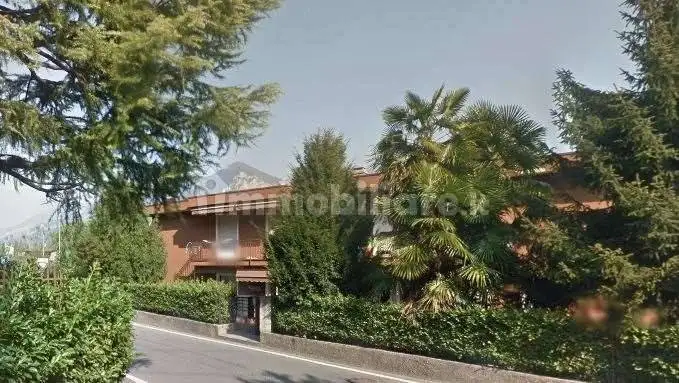 Appartamento in asta a Olginate