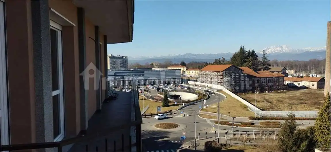 Appartamento in affitto a Sesto Calende