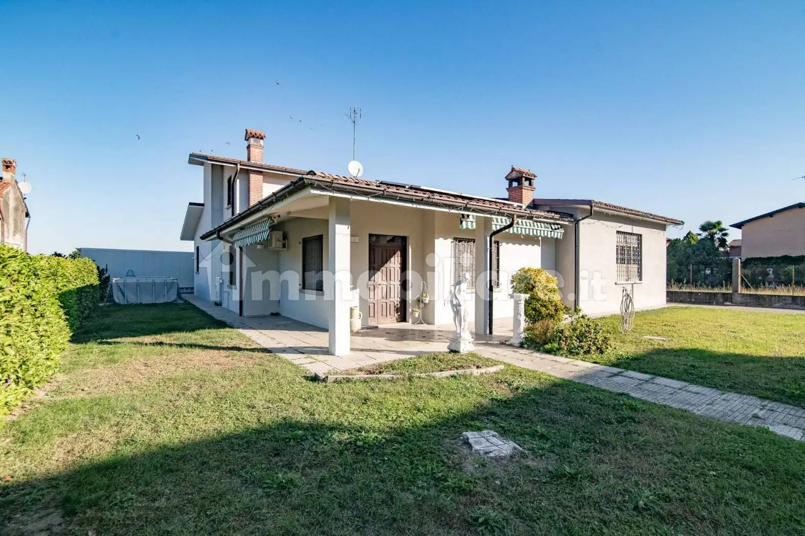 Villa in vendita a Livraga