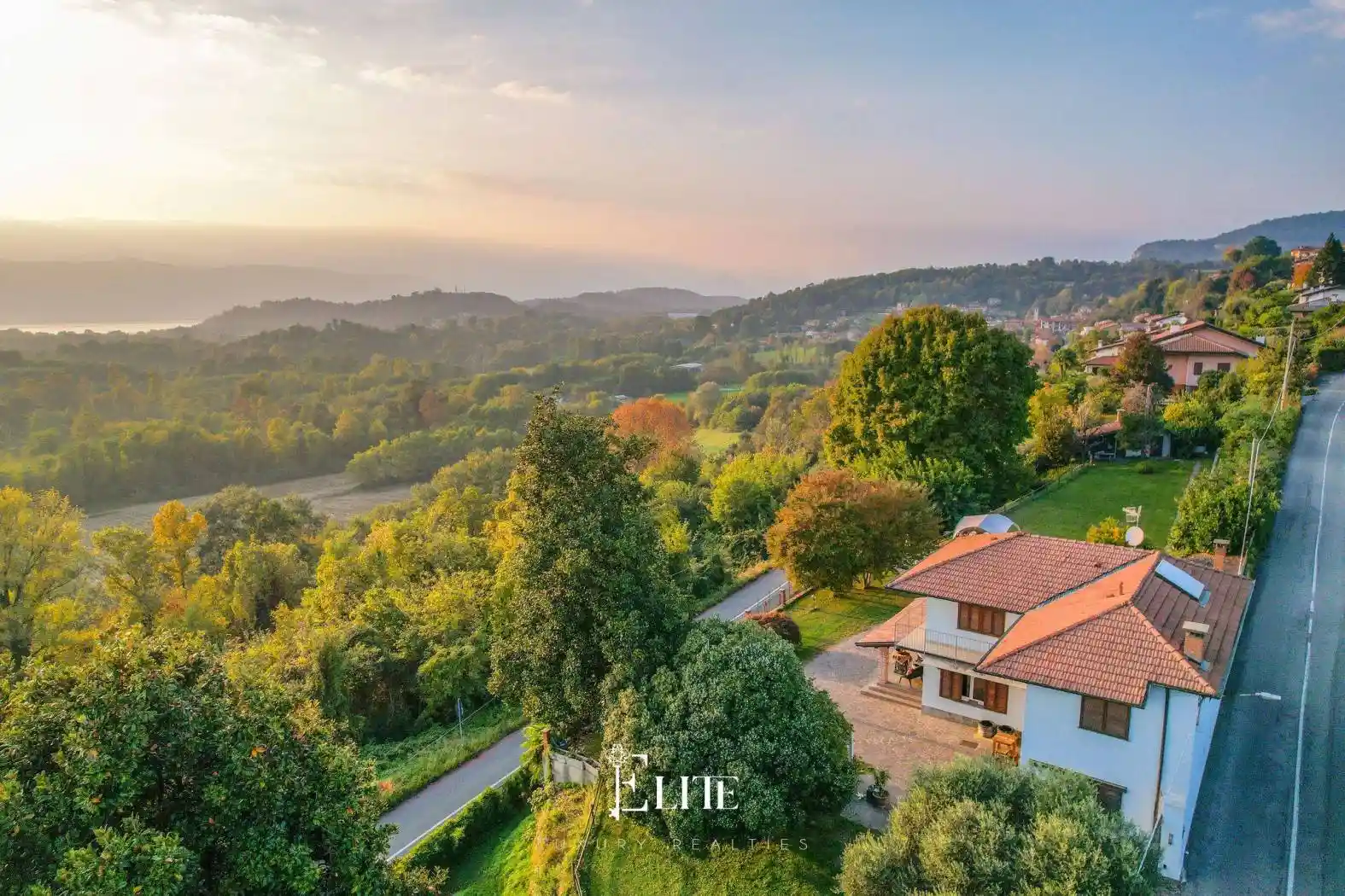 Villa in vendita a Besozzo