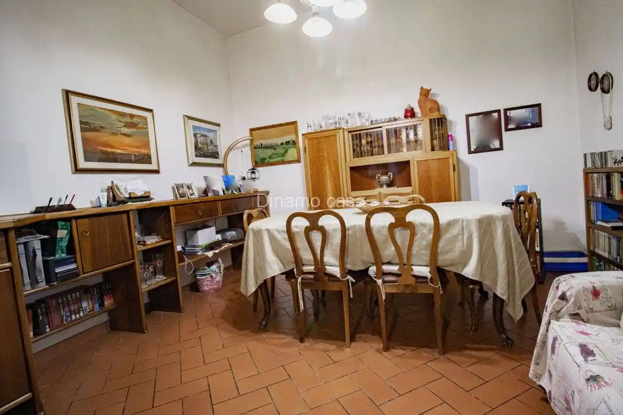 Terratetto unifamiliare 150 m², buono stato, San Giusto, Prato - foto 2