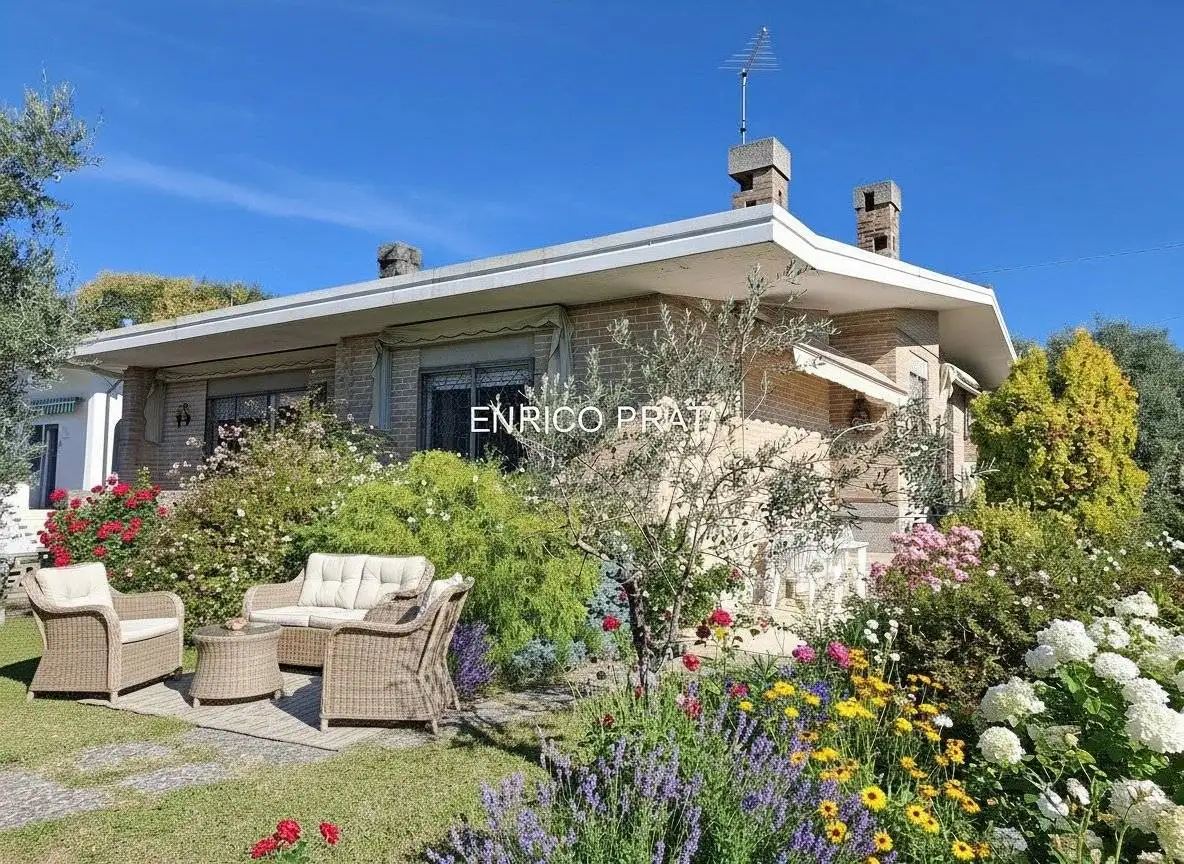 Villa in vendita a Romano d'Ezzelino