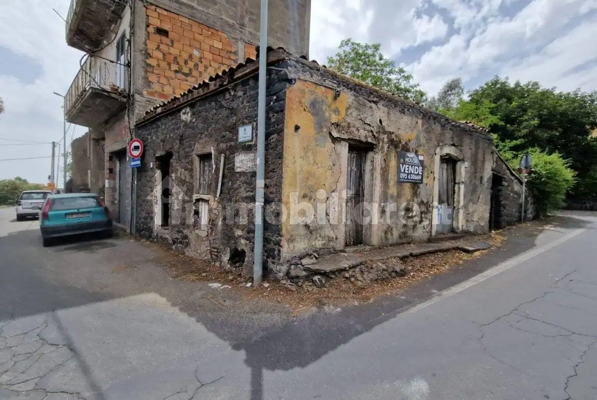 Casa indipendente in vendita a Ragalna