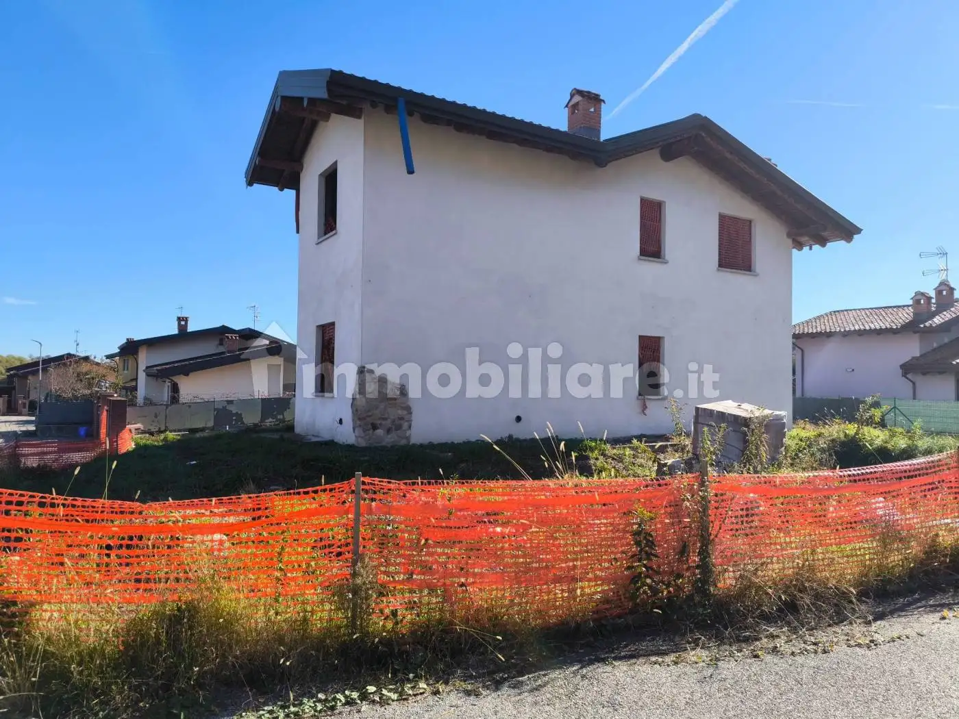 Villa unifamiliare via Principale, Centro, Comignago - foto 2