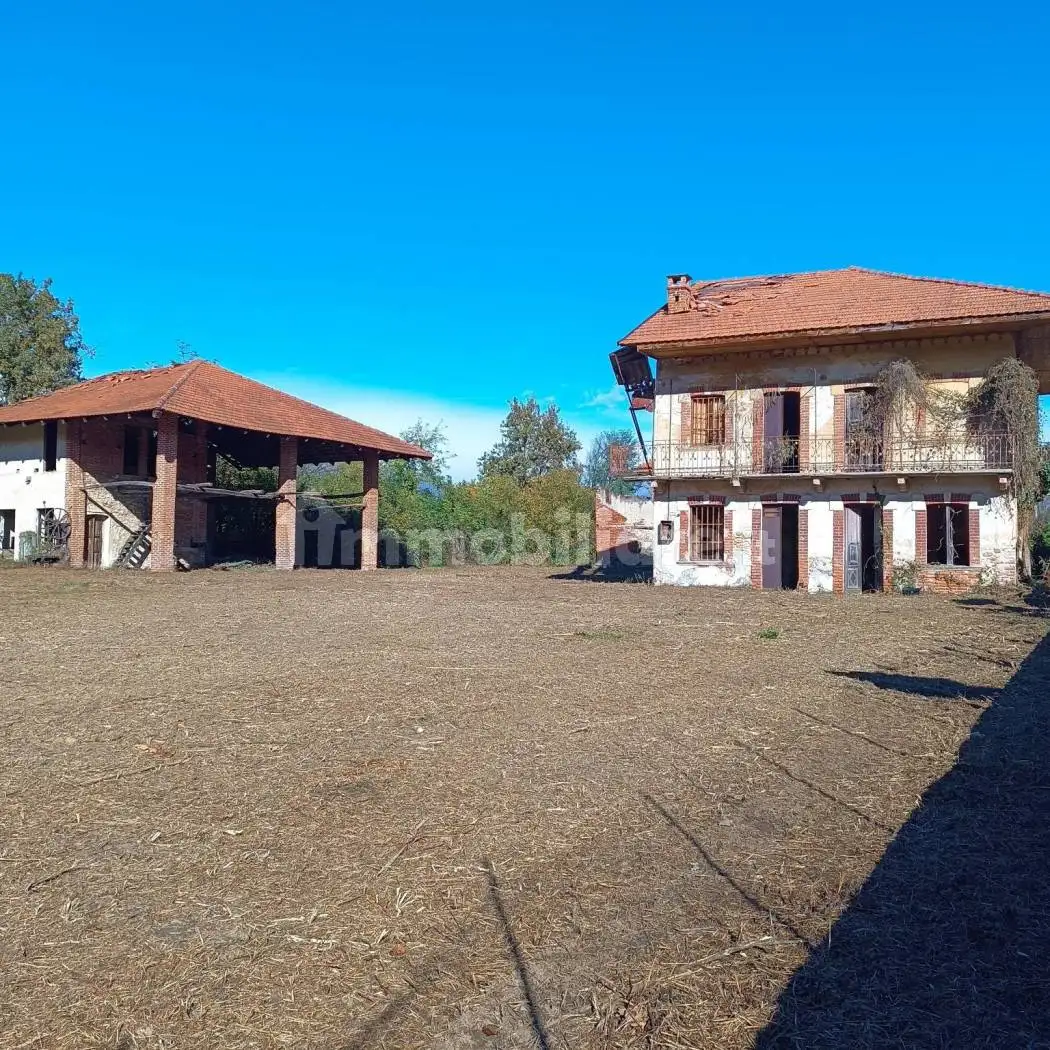 Rustico - Casale in vendita a Vauda Canavese