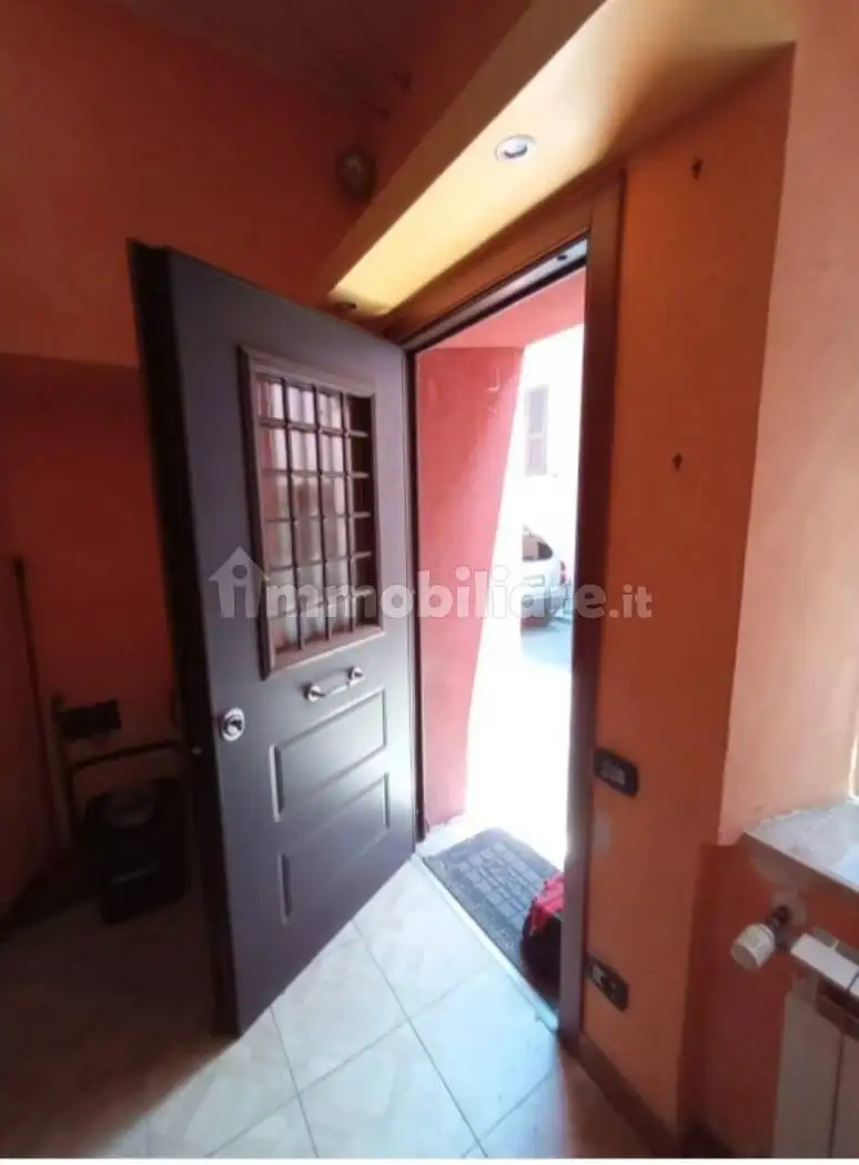 Appartamento all'asta via Fratelli Colagrossi 29/A, Colonna - foto 3