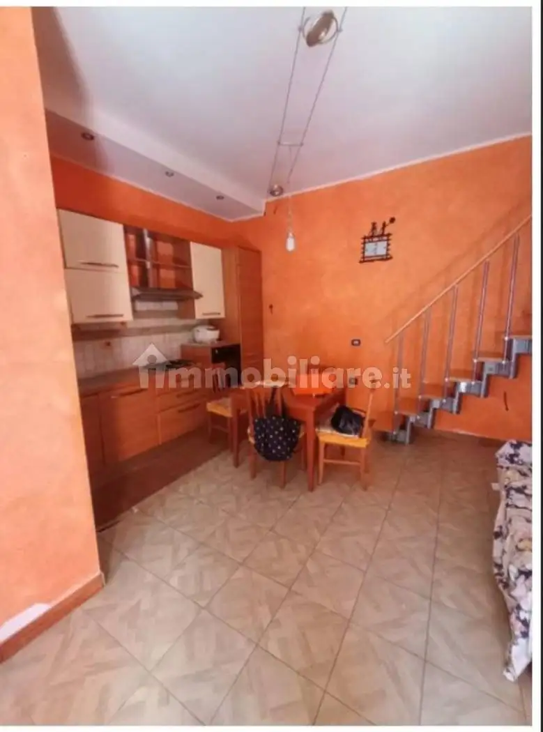 Appartamento all'asta via Fratelli Colagrossi 29/A, Colonna - foto 5