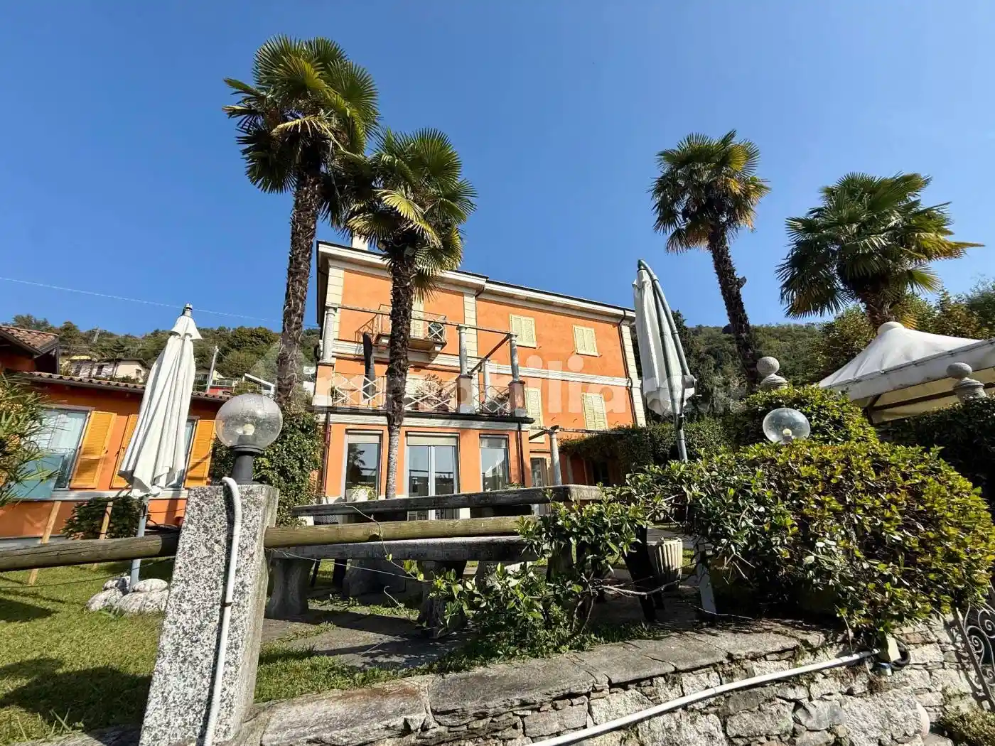 Villa plurifamiliare, buono stato, 388 m², Suna, Verbania - foto 3