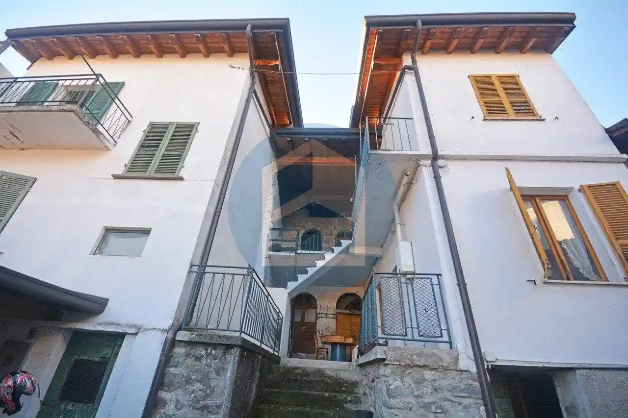 Terratetto unifamiliare vicolo San Luigi, 4, Centro, Costa Volpino - foto 4