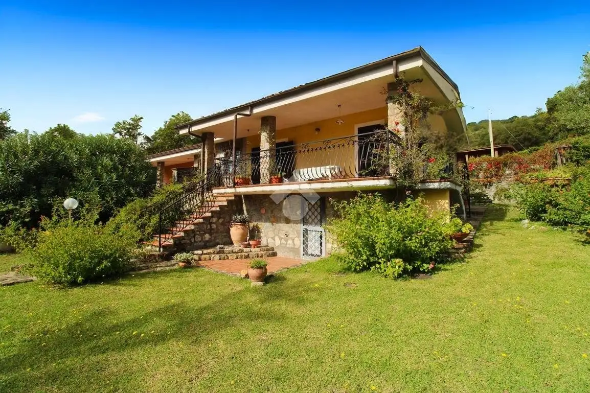 Villa in vendita a Ispani