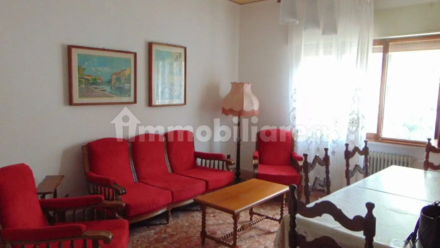 Appartamento in affitto a Adria