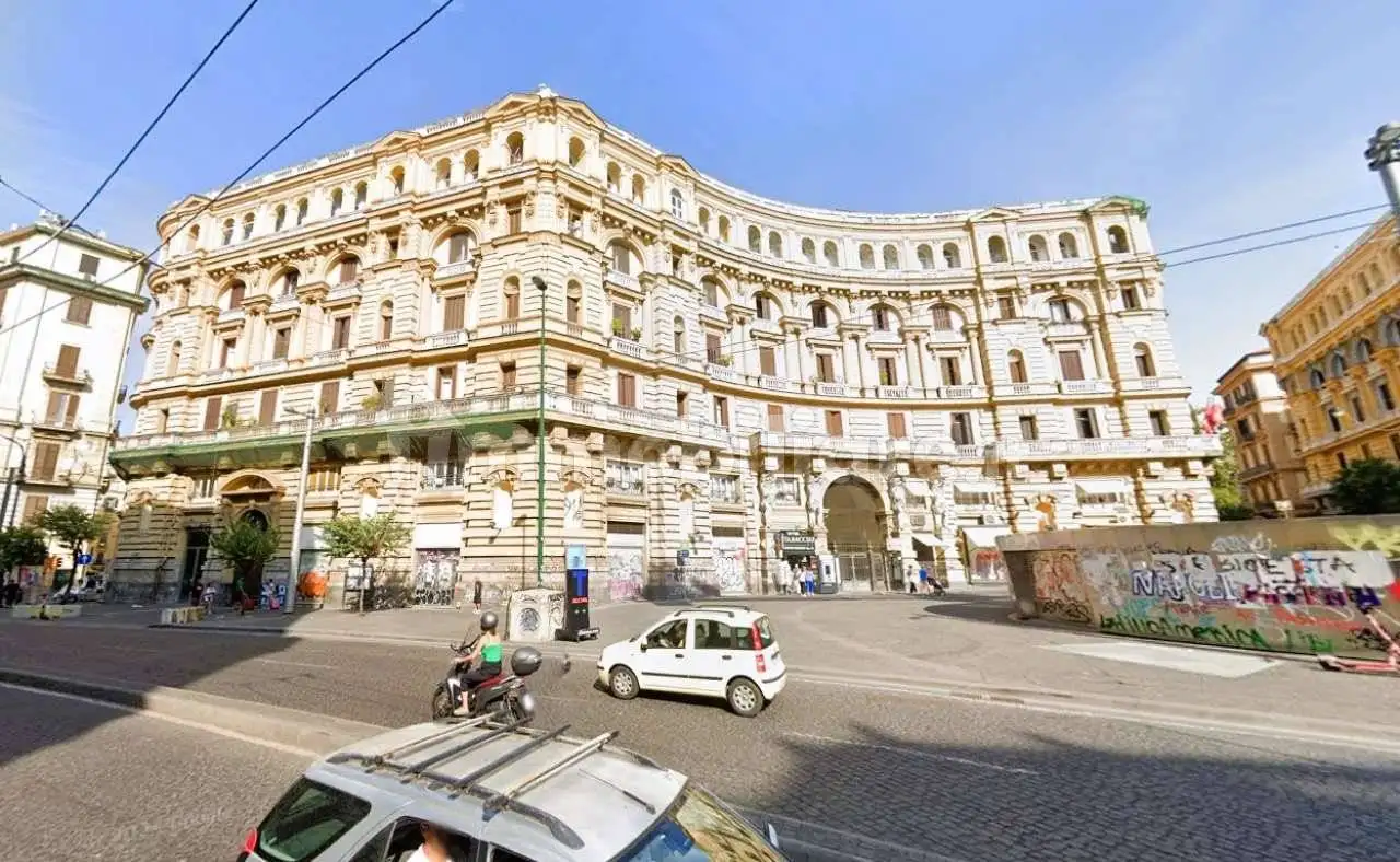 Appartamento in affitto a Napoli