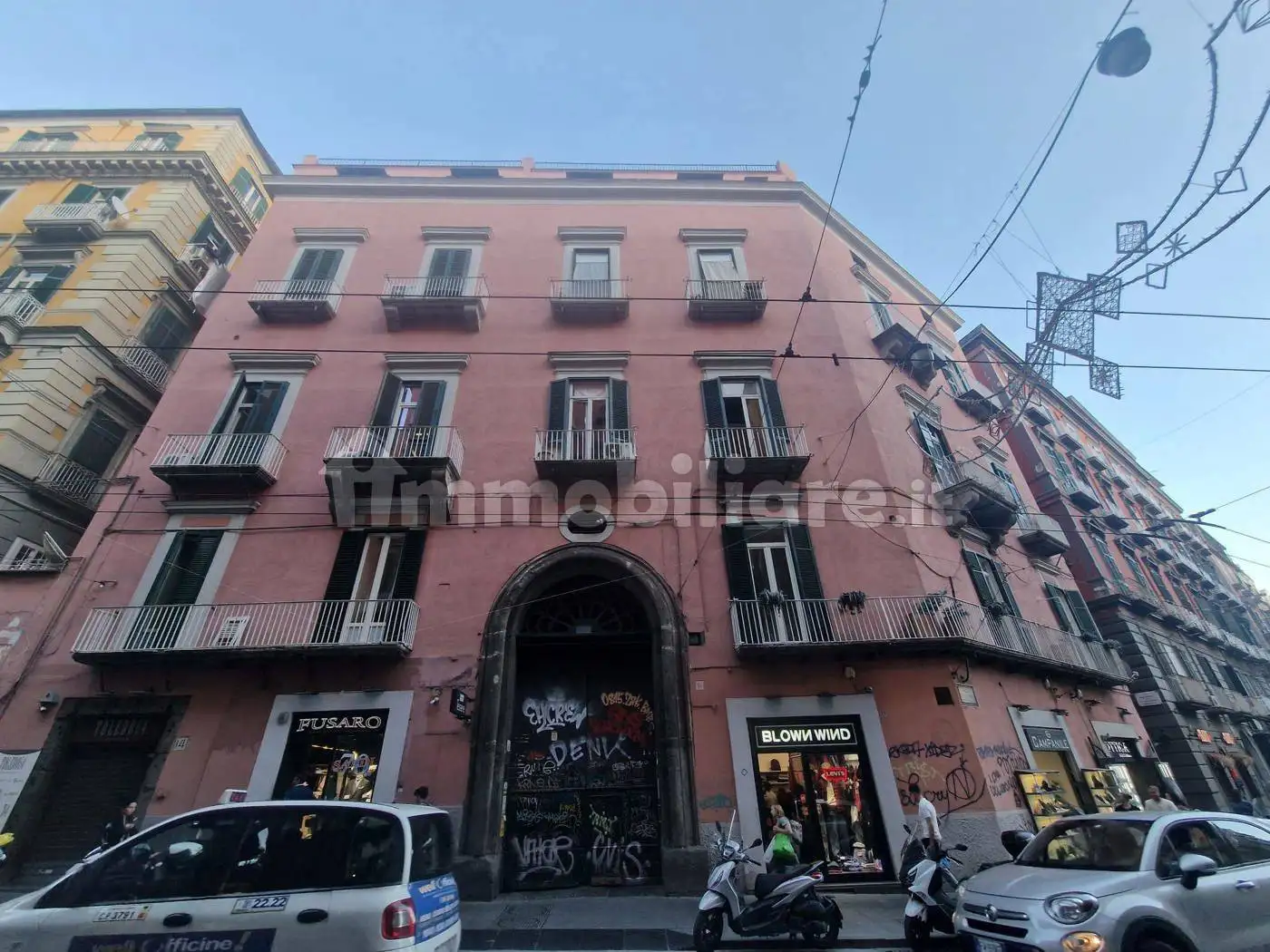 Appartamento in vendita a Napoli