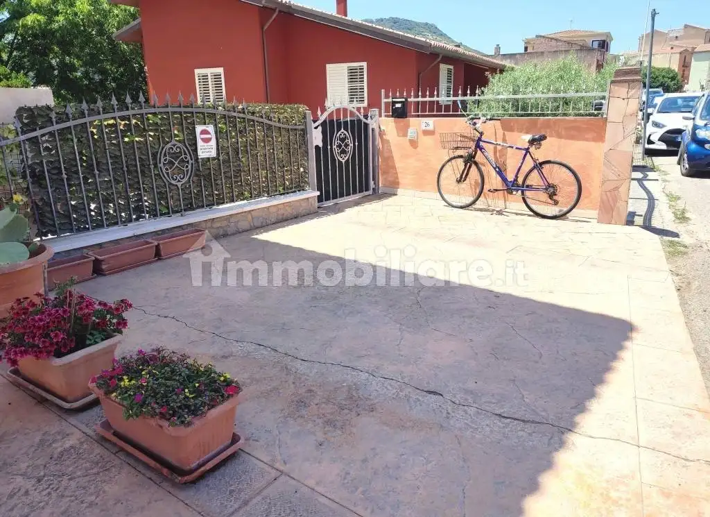 Trilocale via Salvador Allende 26, Centro, Bosa - foto 2