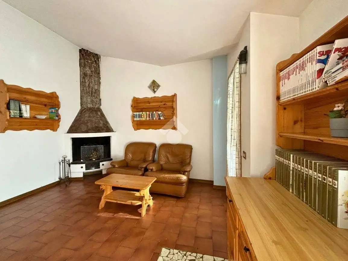 Bilocale viale Delle Terme 23, Centro, Angolo Terme - foto 2