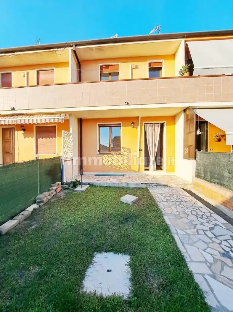 Villa a schiera 5 locali, buono stato, Rovigo Est, Rovigo - foto 3