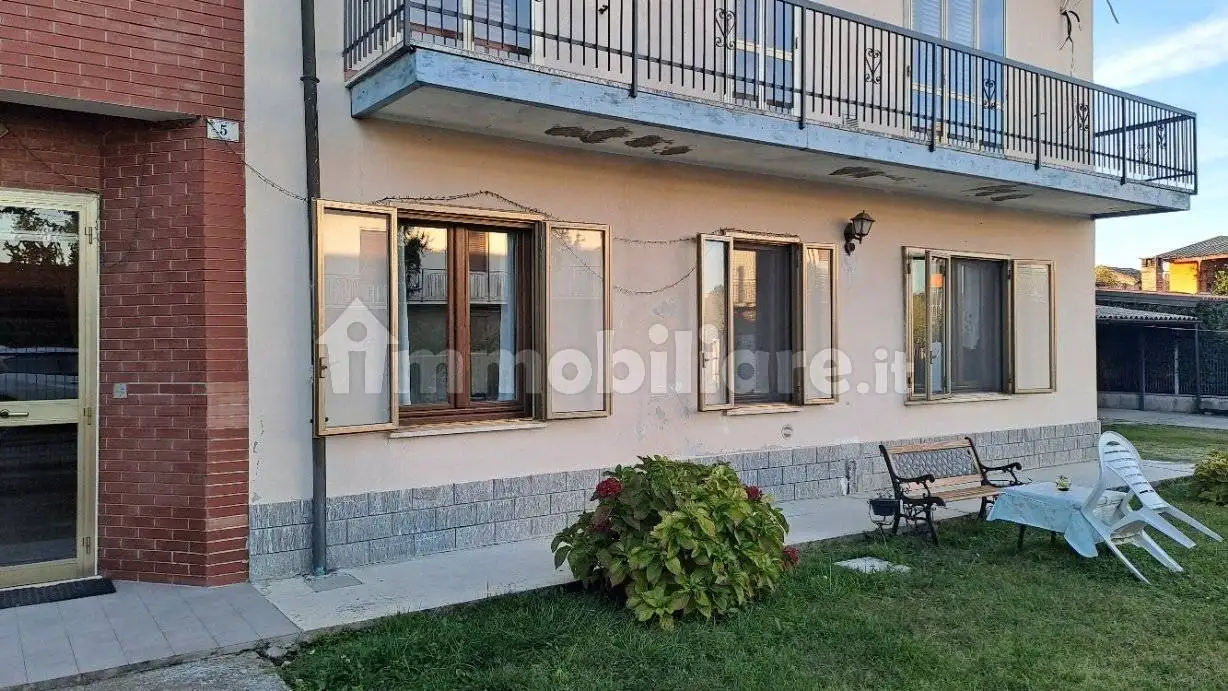 Appartamento in vendita a Santa Giuletta