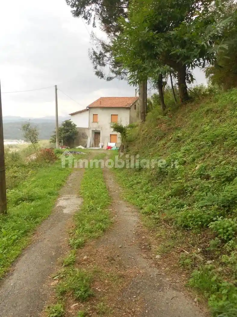 Villa in vendita a Aulla