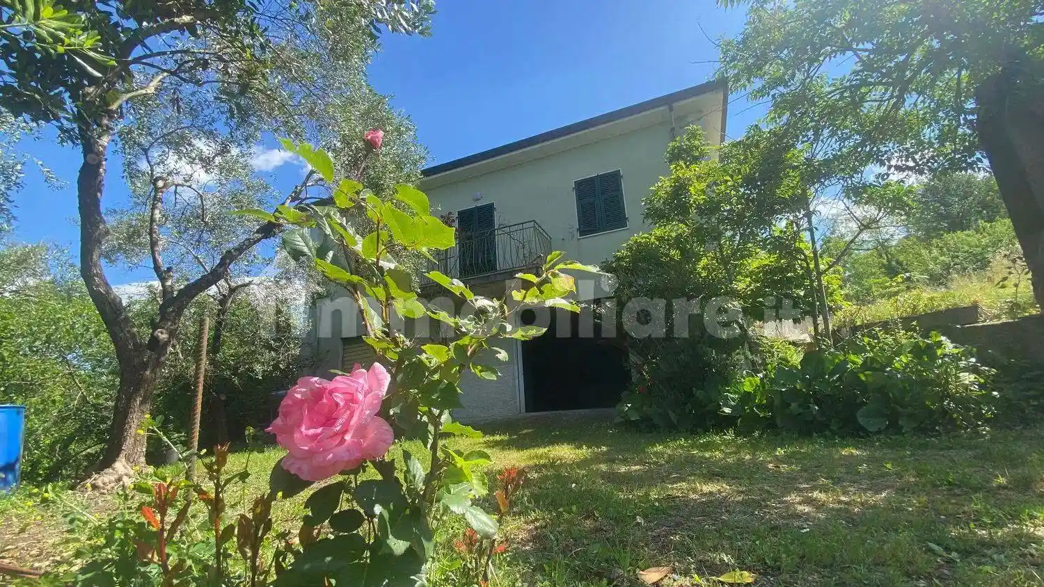 Villa in vendita a Aulla