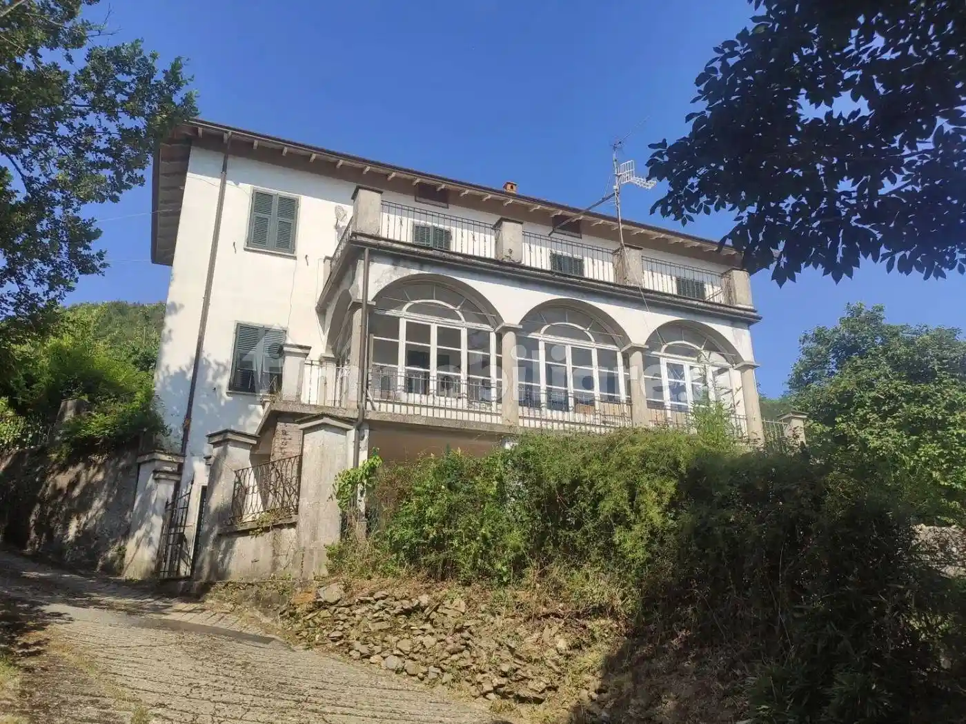 Villa in vendita a Aulla