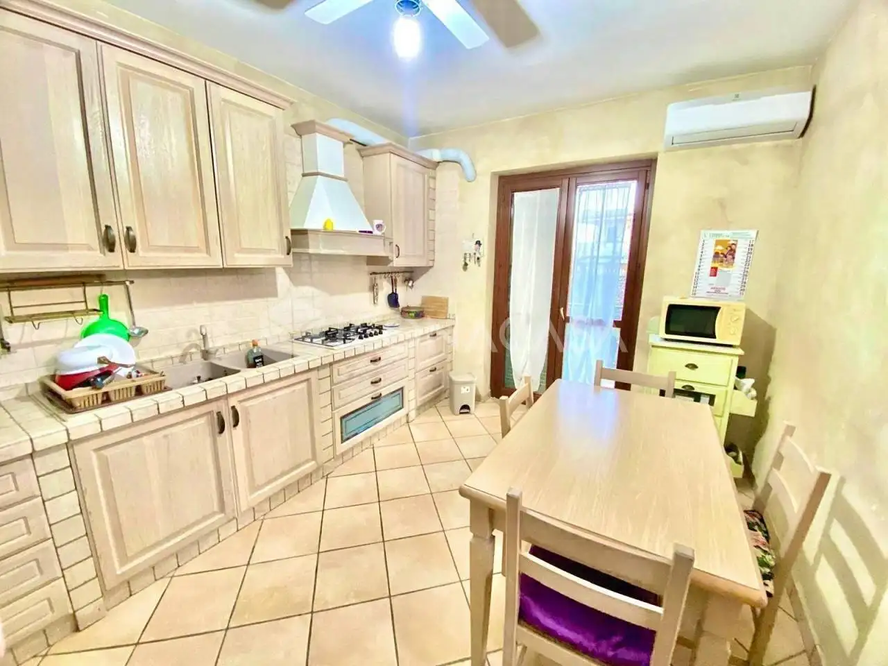 Villa in vendita a Giugliano in Campania