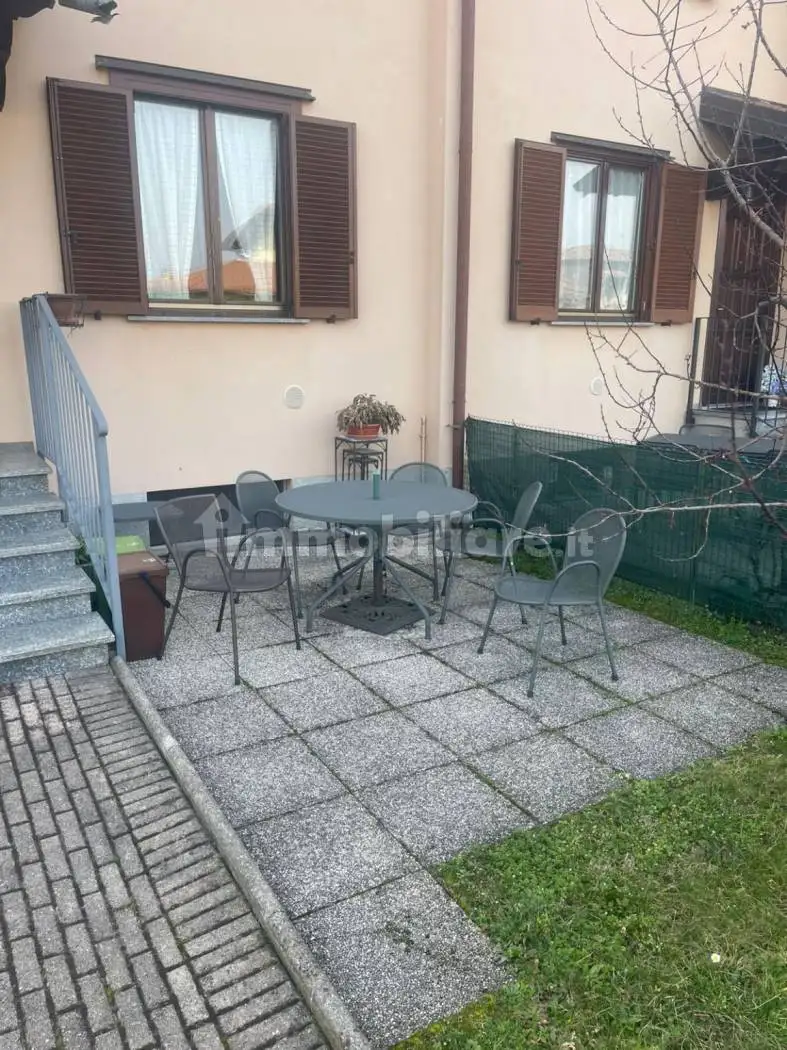 Villa plurifamiliare via 1 Maggio 16, Centro, Binago - foto 2