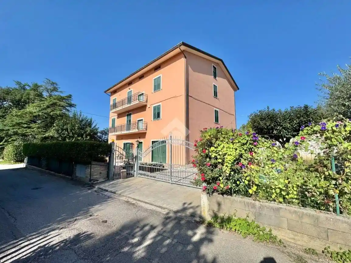 Appartamento in vendita a Assisi