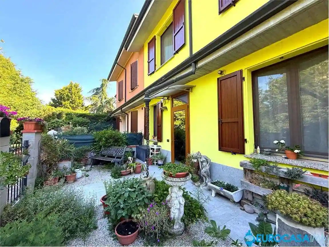 Villetta a schiera - foto 2