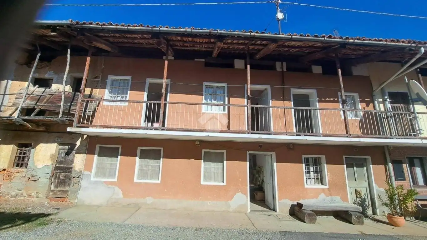 Casa indipendente in vendita a Zubiena