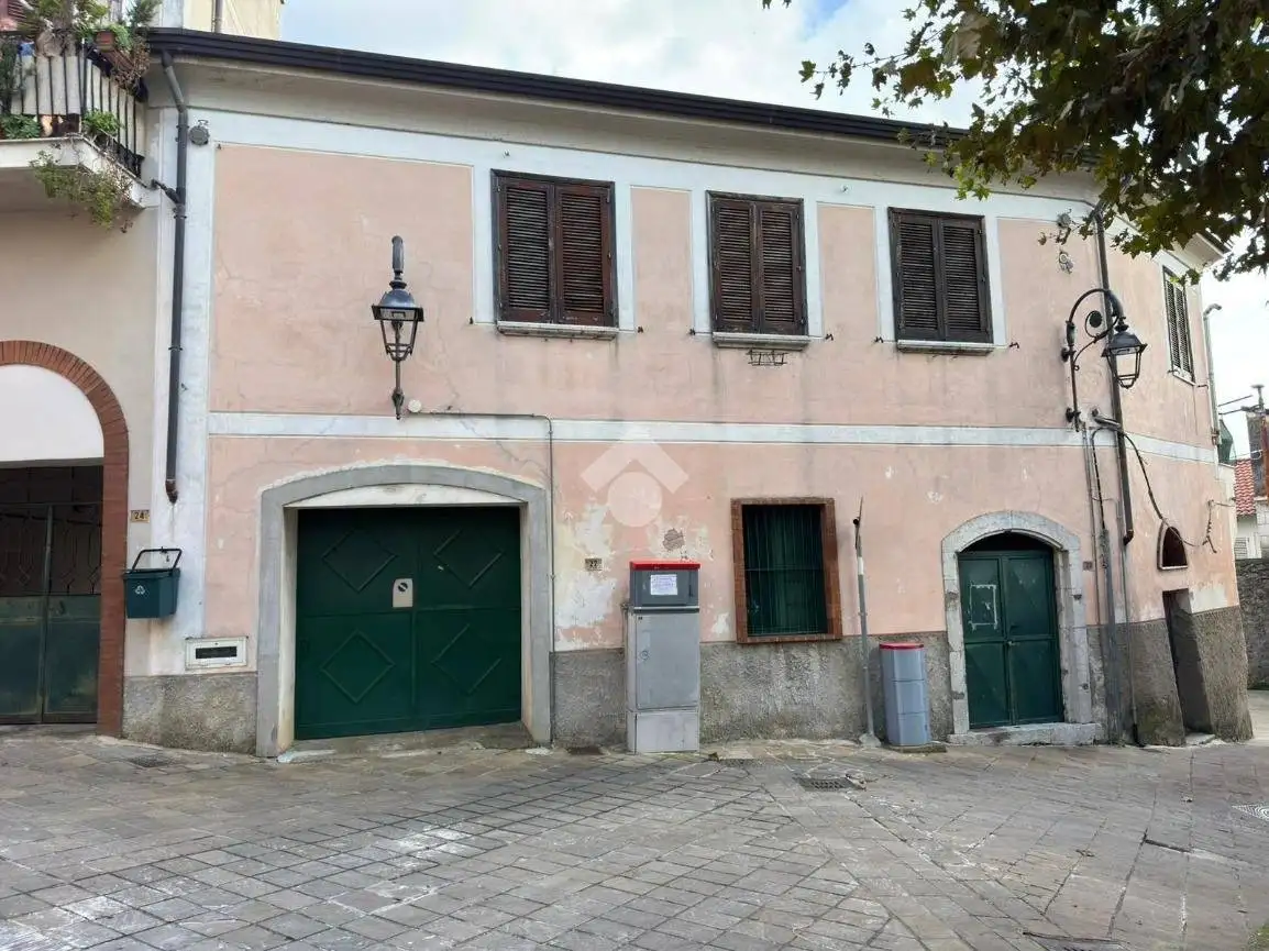 Casa indipendente in vendita a San Cipriano Picentino