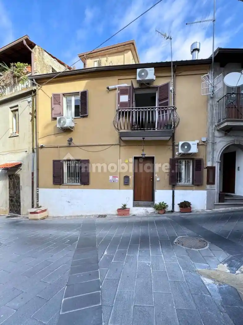 Quadrilocale via Michele Morelli, Centro, Vibo Valentia - foto 2