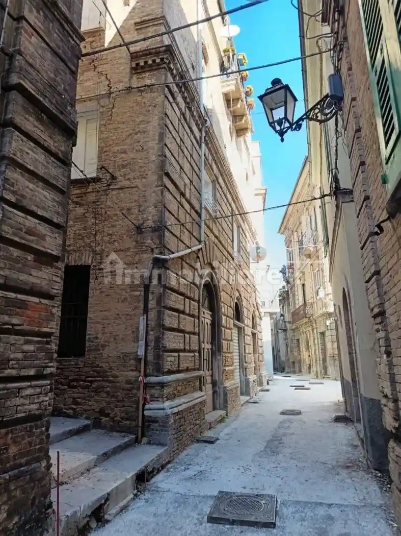 Quadrilocale Vico 14 Camillo Benso di Cavour 4, Centro, Lanciano - foto 2