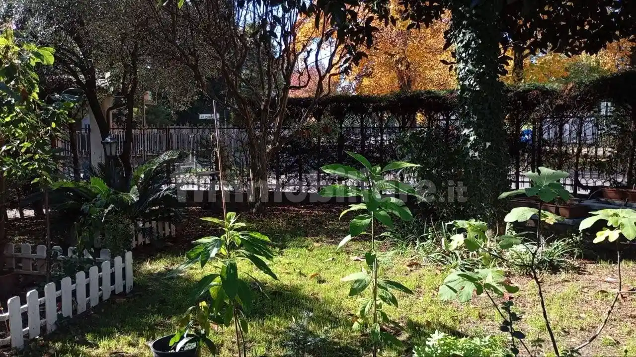 Villa unifamiliare via 24 Maggio 1, Cavenago di Brianza - foto 5