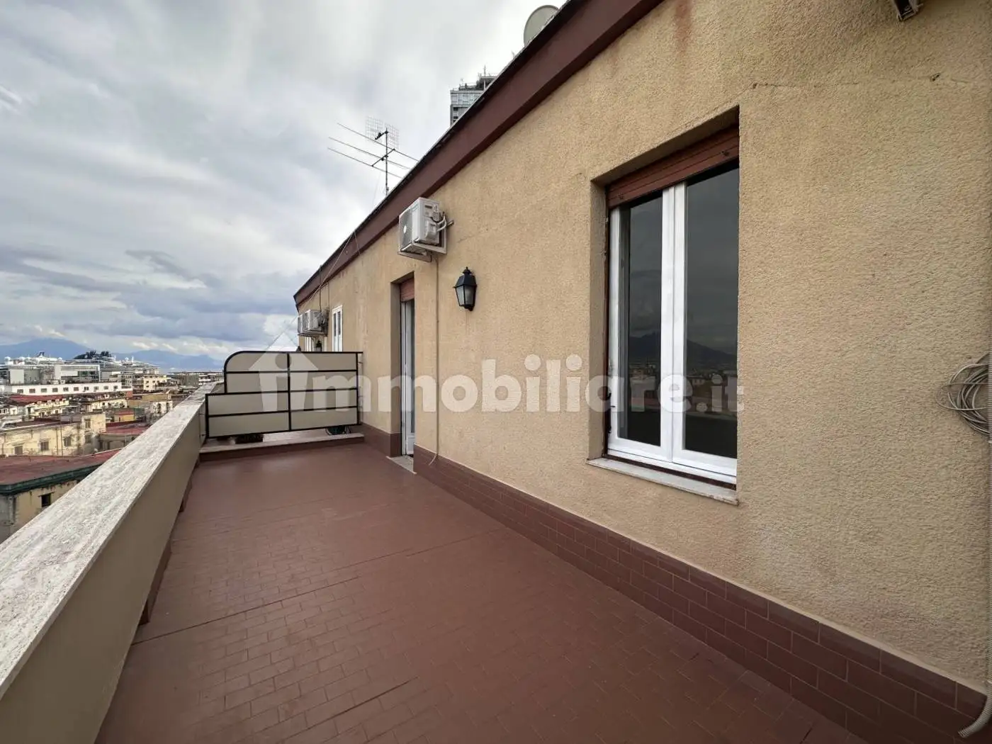 Attico - Mansarda in affitto a Napoli