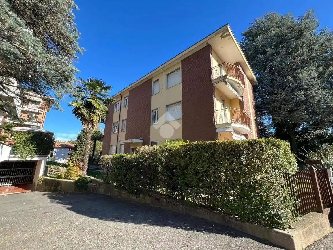 Appartamento in vendita a Varese