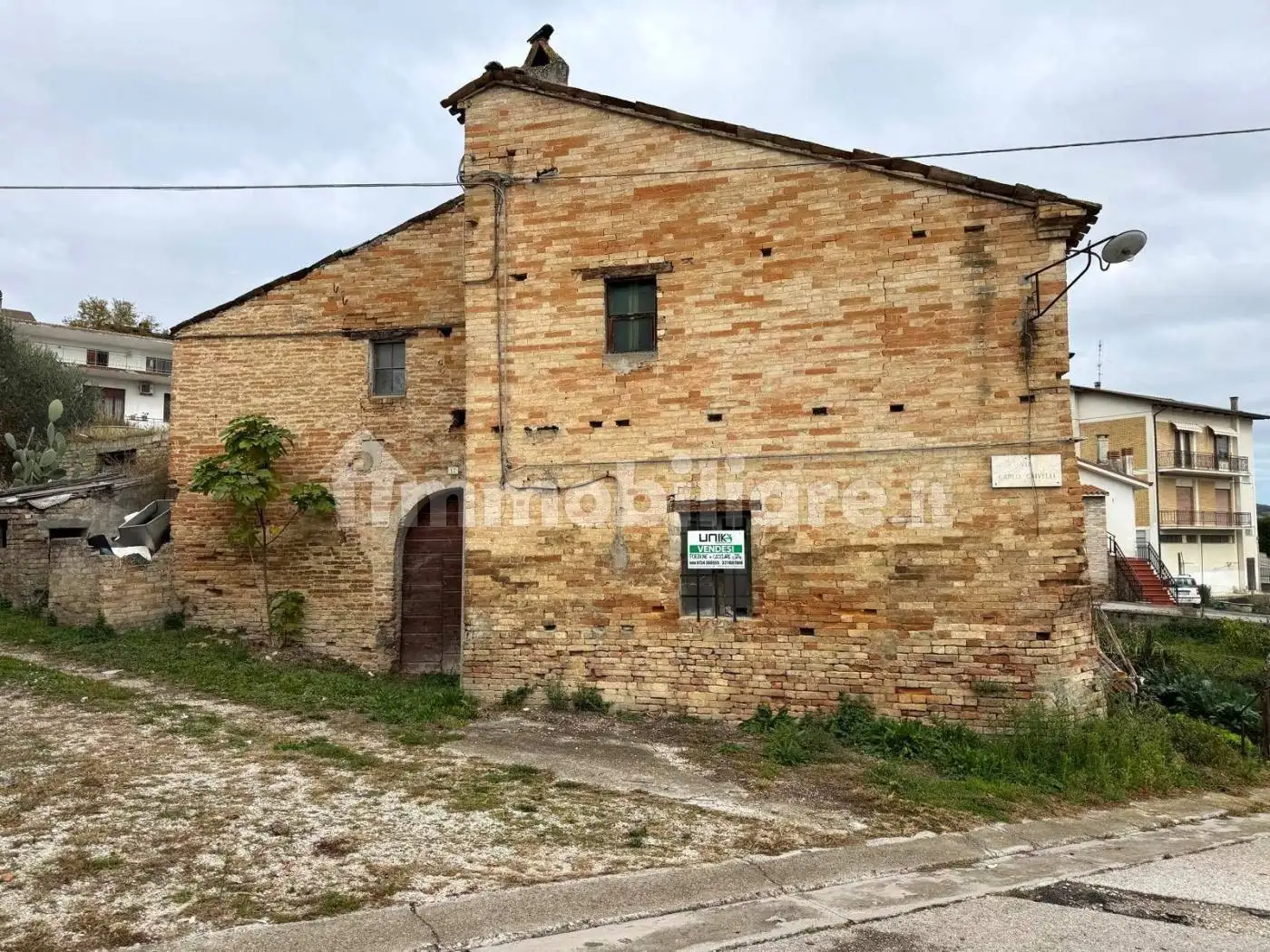 Rustico - Casale in vendita a Monterubbiano
