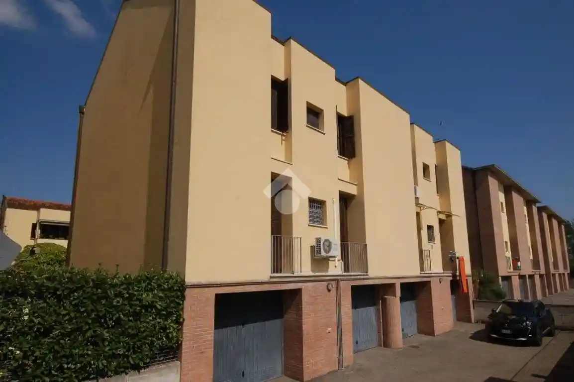 Appartamento in vendita a Traversetolo