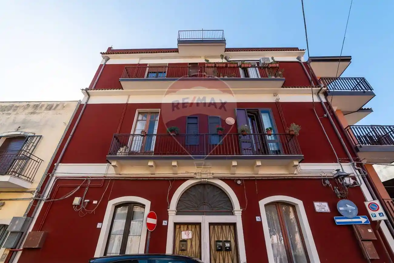 Appartamento in vendita a Aci Catena