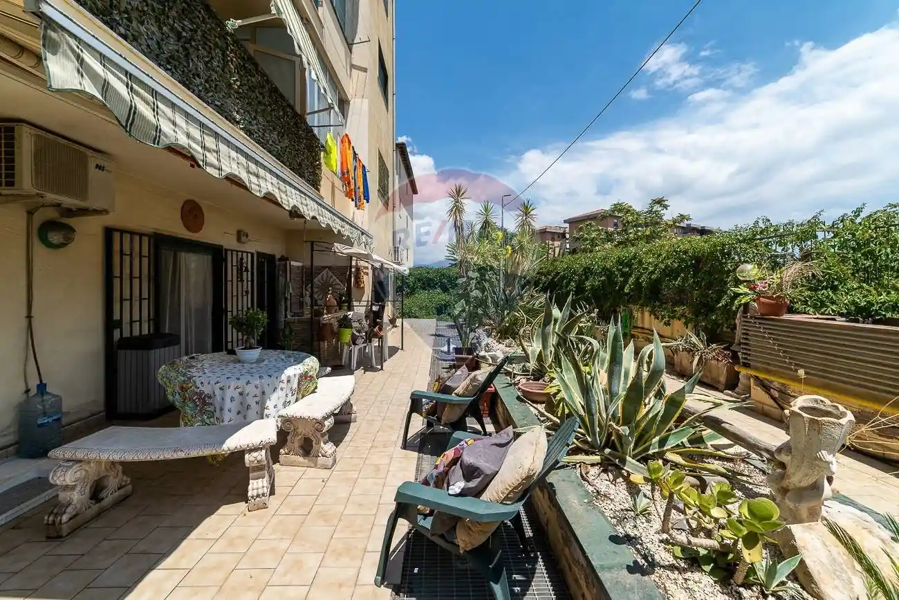 Appartamento via Antonio Giuseppe Borgese 4, Garibaldi - Nesima, Catania - foto 2