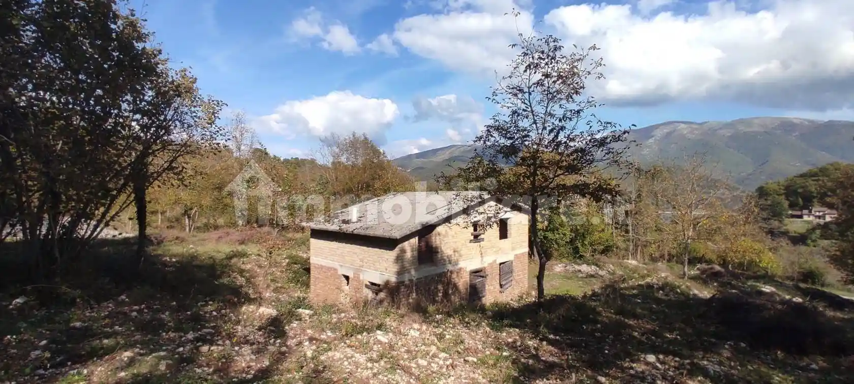 Casale via Turanense, Colle di Tora - foto 2