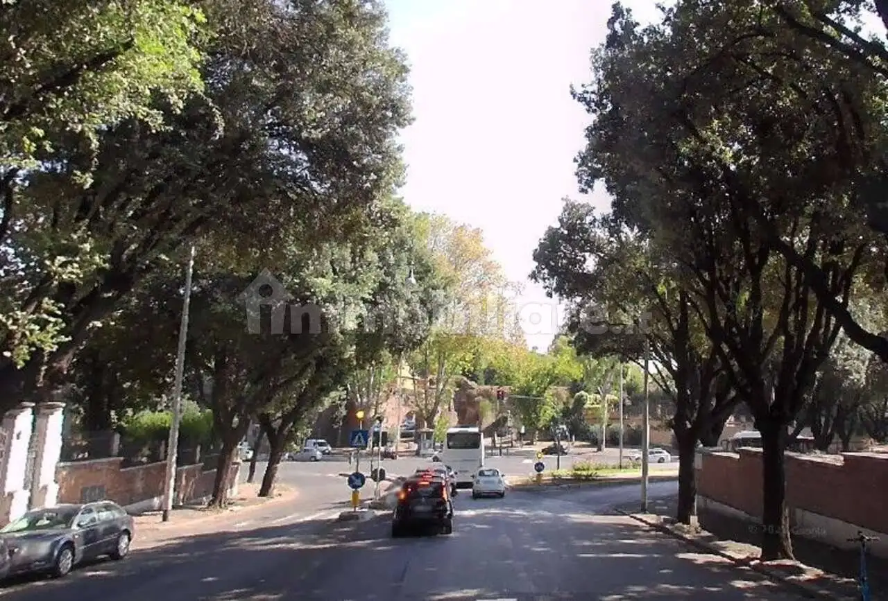 Palazzo - Edificio in vendita a Roma