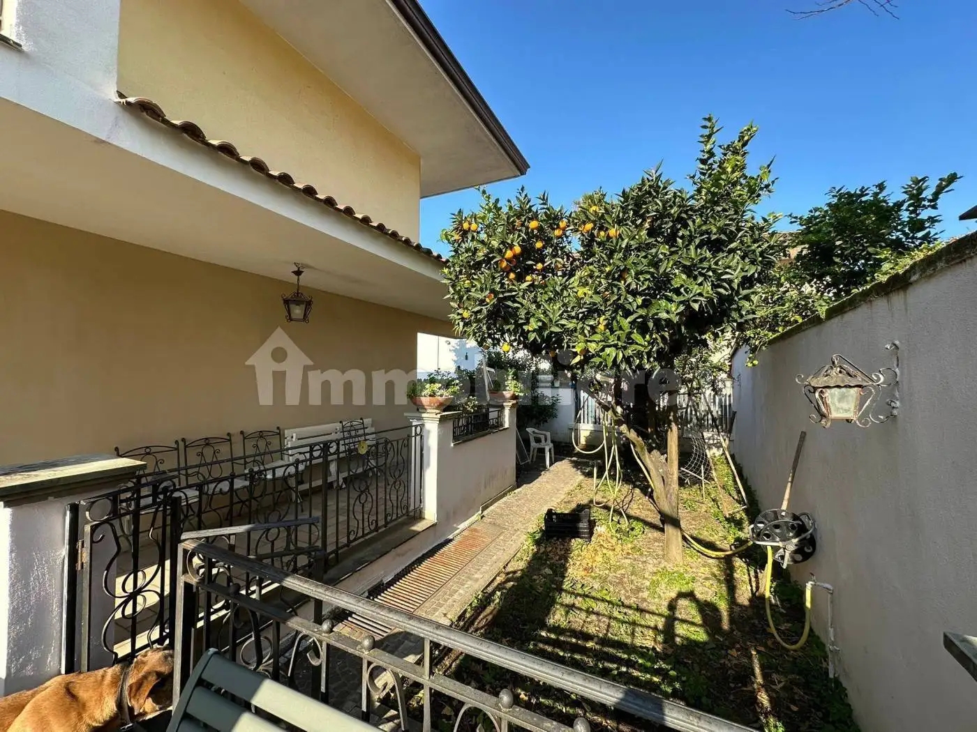 Villa in vendita a Giugliano in Campania