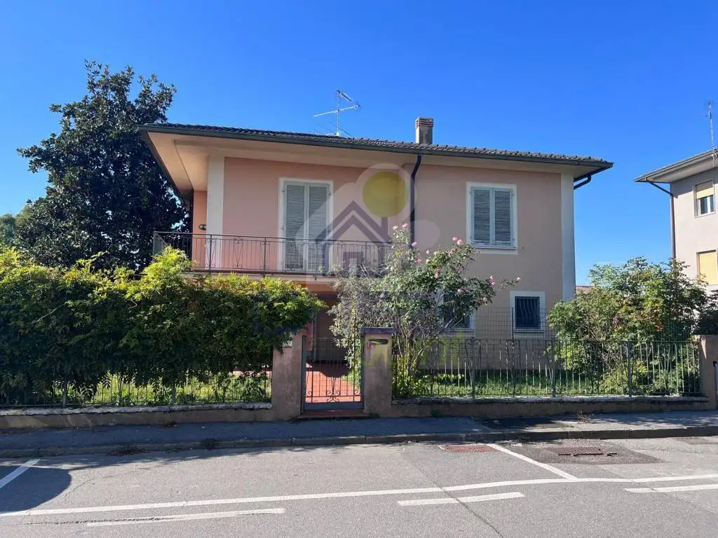 Villa in vendita a Robecco d'Oglio