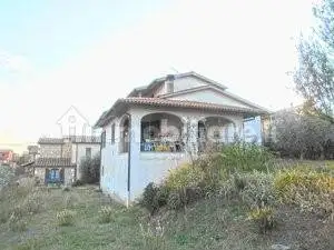 Villa in asta a Casole d'Elsa