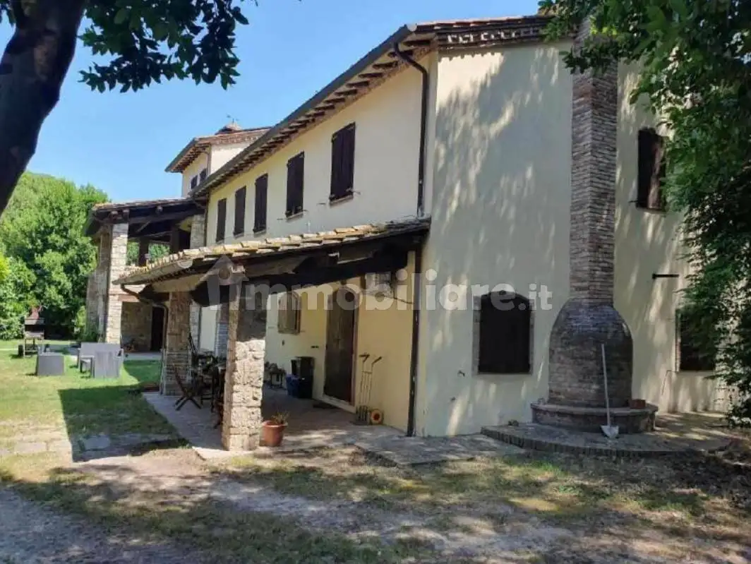 Appartamento in asta a Castiglione del Lago