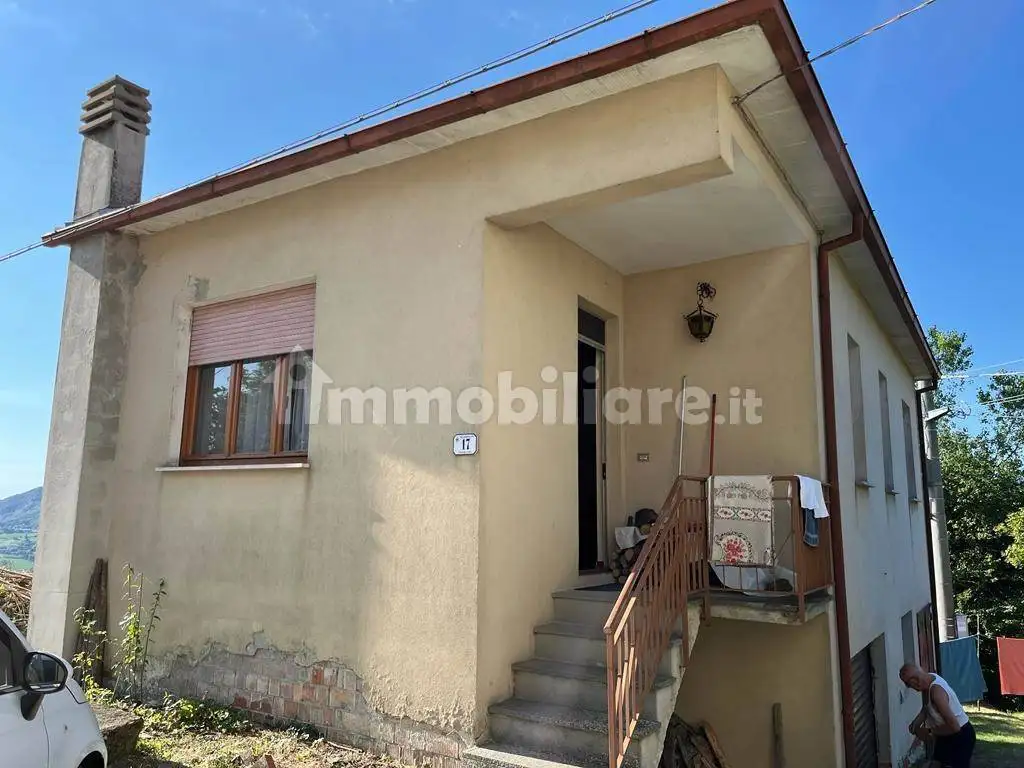 Casa indipendente in vendita a Pellegrino Parmense