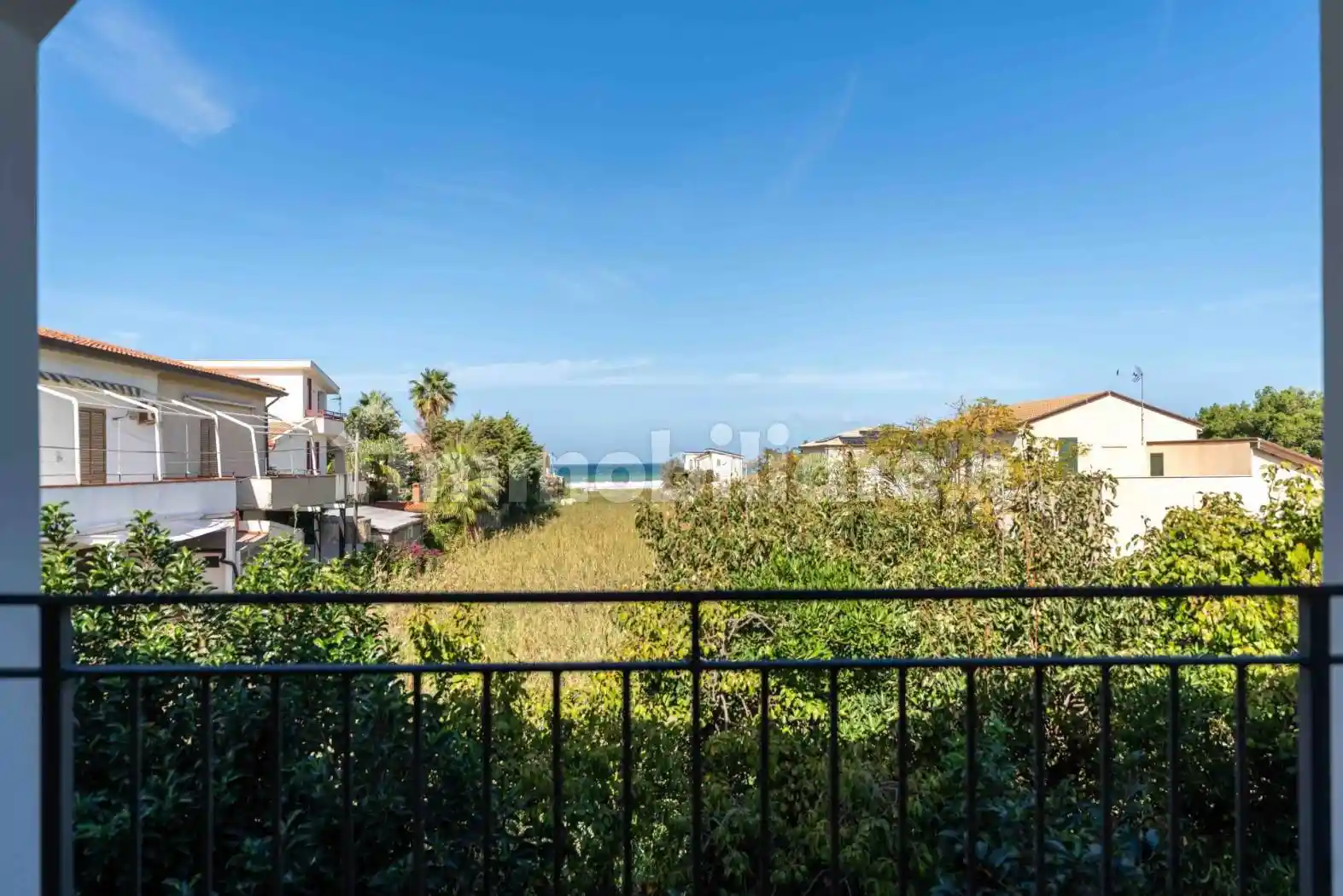 Appartamento in vendita a Campofelice di Roccella